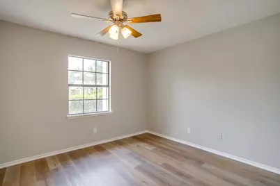 7805 Evening Star Drive, Fort Worth, TX 76133 - Photo 15