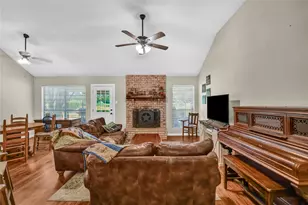 118 Sanchez Creek Ct, Weatherford, TX 76088 - Photo 5