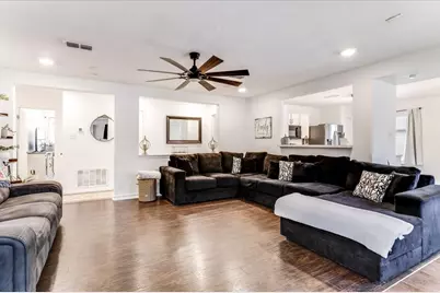 2612 Diver Court, Fort Worth, TX 76119 - Photo 11