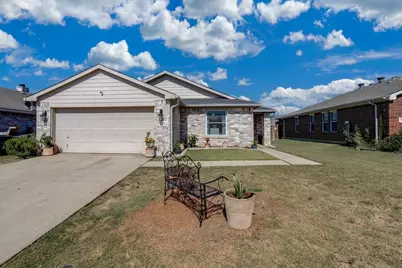 2612 Diver Court, Fort Worth, TX 76119 - Photo 7