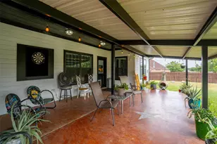 1305 E Apache Trail, Granbury, TX 76048 - Photo 13