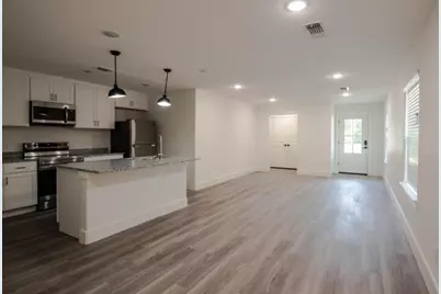 1321 Franklin Avenue, Bonham, TX 75418 - Photo 5