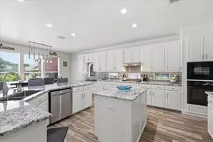 1121 Cogburn Ct, Shady Shores, TX 76208 - Photo 9
