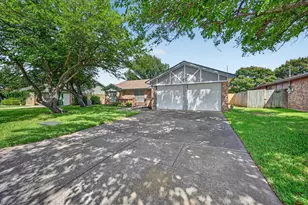3619 Ceran Dr, Arlington, TX 76016 - Photo 3