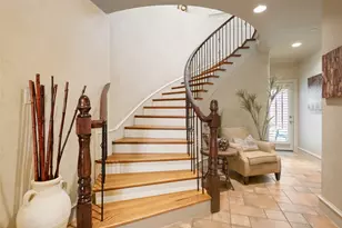 3907 Cole Ave, Dallas, TX 75204 - Photo 3