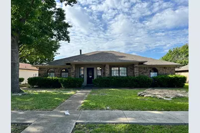 1004 Simon Drive, Plano, TX 75025 - Photo 1