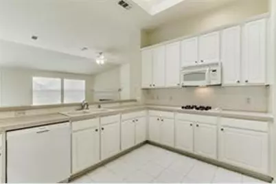 1703 Nightingale Lane, Corinth, TX 76210 - Photo 11