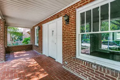 2212 Lipscomb Street, Fort Worth, TX 76110 - Photo 3