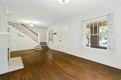 2212 Lipscomb Street, Fort Worth, TX 76110 - Photo 5