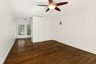 2212 Lipscomb St, Fort Worth, TX 76110 - Photo 9