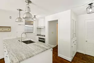 2212 Lipscomb St, Fort Worth, TX 76110 - Photo 13