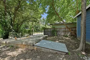 201 Mineral St, Whitesboro, TX 76273 - Photo 29