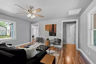 201 Mineral St, Whitesboro, TX 76273 - Photo 5