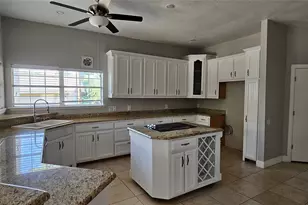 137 Oakview Rd, Gainesville, TX 76240 - Photo 5