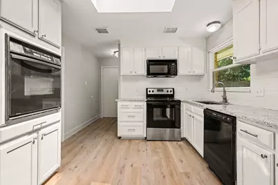 13216 Meandering Way, Dallas, TX 75240 - Photo 15
