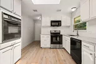 13216 Meandering Way, Dallas, TX 75240 - Photo 15