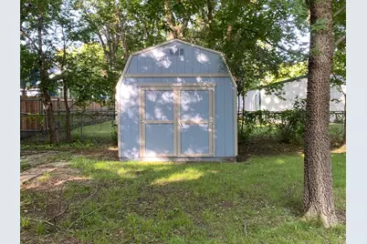 1331 S Travis Street, Sherman, TX 75090 - Photo 17