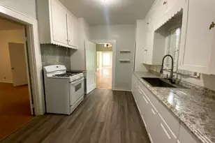 1331 S Travis St, Sherman, TX 75090 - Photo 9