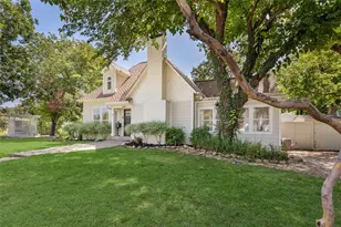 704 N College St, McKinney, TX 75069 - Photo 7