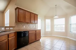8000 Raintree Dr, McKinney, TX 75071 - Photo 5