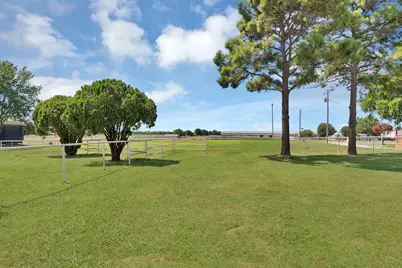 15135 E Fm 922, Tioga, TX 76271 - Photo 23