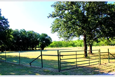 9296 Fm 1810, Chico, TX 76431 - Photo 25