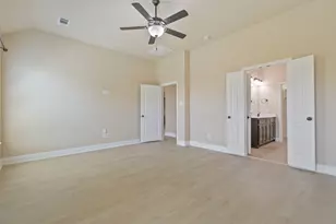237 Frontier Dr, Waxahachie, TX 75167 - Photo 7