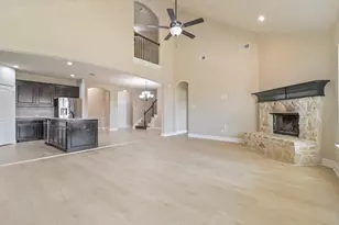 237 Frontier Dr, Waxahachie, TX 75167 - Photo 3