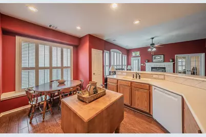 9129 Chardin Park Drive, Fort Worth, TX 76244 - Photo 9