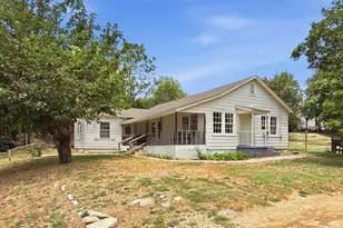 417 W Gentry St, Hamilton, TX 76531 - Photo 21