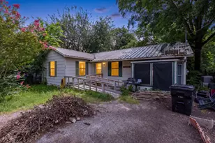906 Branch St, Greenville, TX 75401 - Photo 1