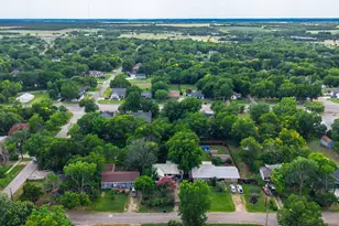 906 Branch St, Greenville, TX 75401 - Photo 29