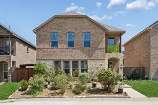 431 W Pioneer Dr, Irving, TX 75061 - Photo 1