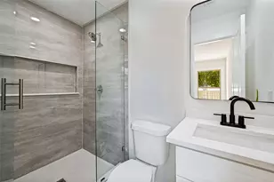 1614 W 3rd St, Irving, TX 75060 - Photo 11