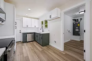 1614 W 3rd St, Irving, TX 75060 - Photo 7