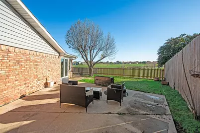 1954 Rambling Ridge Lane, Carrollton, TX 75007 - Photo 19