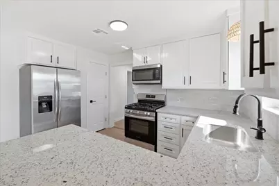 507 S Colorado Street, Whitney, TX 76692 - Photo 9