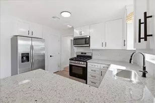 507 S Colorado St, Whitney, TX 76692 - Photo 9