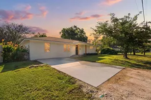 507 S Colorado St, Whitney, TX 76692 - Photo 1