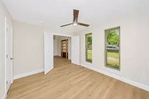 1141 Henson Dr, Hurst, TX 76053 - Photo 5
