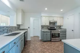 3300 Wells Dr, Plano, TX 75093 - Photo 5