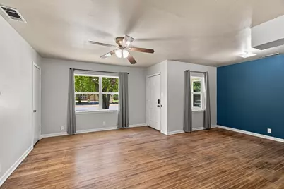 726 N Carrier Parkway, Grand Prairie, TX 75050 - Photo 7