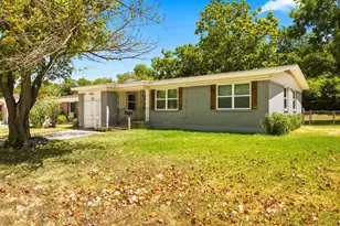 726 N Carrier Pkwy, Grand Prairie, TX 75050 - Photo 1