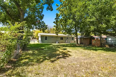 726 N Carrier Parkway, Grand Prairie, TX 75050 - Photo 27