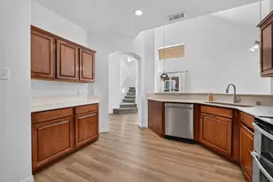 940 Foxgrove Ln, Providence Village, TX 76227 - Photo 7
