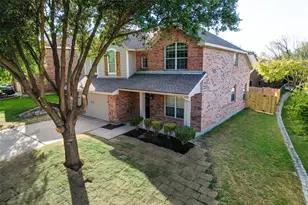 403 Rock Rose Dr, Duncanville, TX 75137 - Photo 3