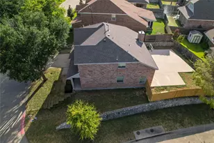 403 Rock Rose Dr, Duncanville, TX 75137 - Photo 3