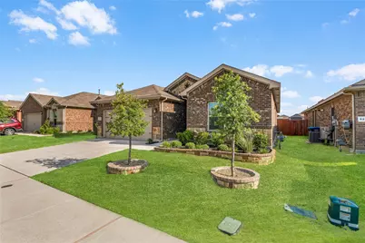 6220 Blacksmith Avenue, Fort Worth, TX 76179 - Photo 3