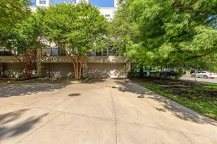 704 Arch Adams Ln, Fort Worth, TX 76107 - Photo 25