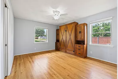 10432 Chesterton Drive, Dallas, TX 75238 - Photo 23